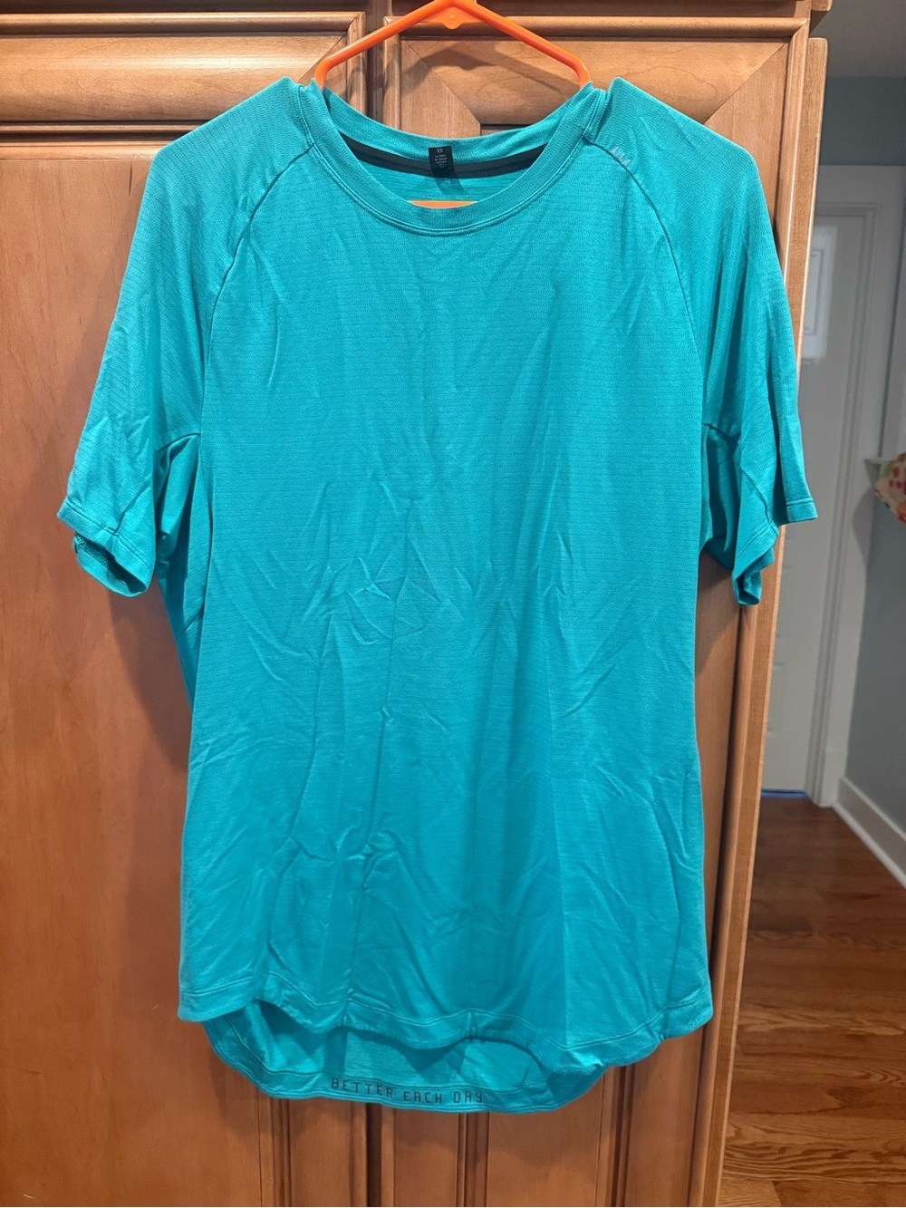 lululemon athletica Men's Short-Sleeve Performance Tee in Teal size Medium